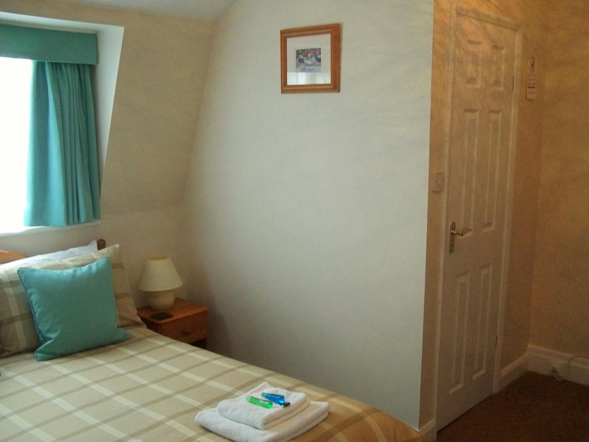 Guest house The Almar